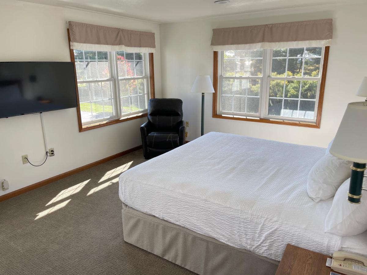 Farmstead Inn And Conference Center シップシェワナ エクステリア 写真