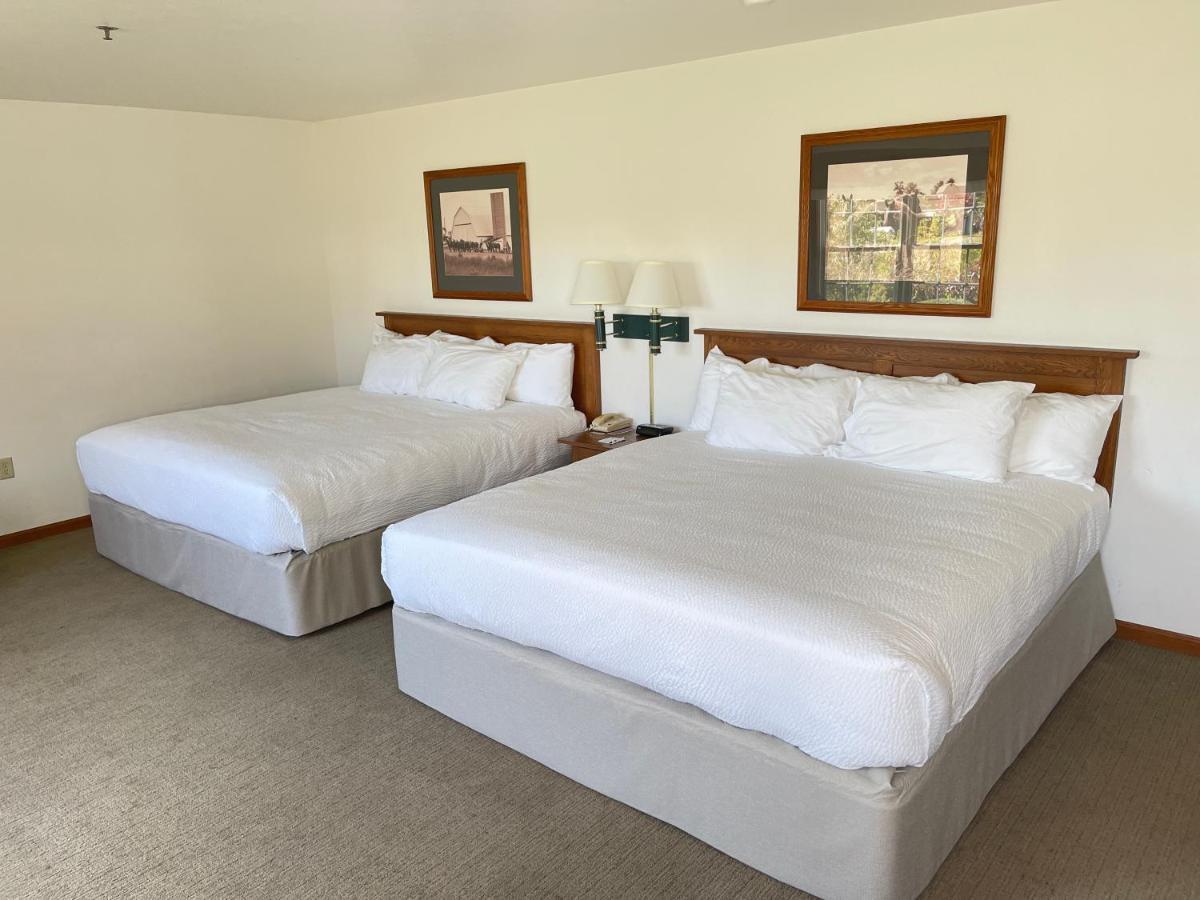 Farmstead Inn And Conference Center シップシェワナ エクステリア 写真