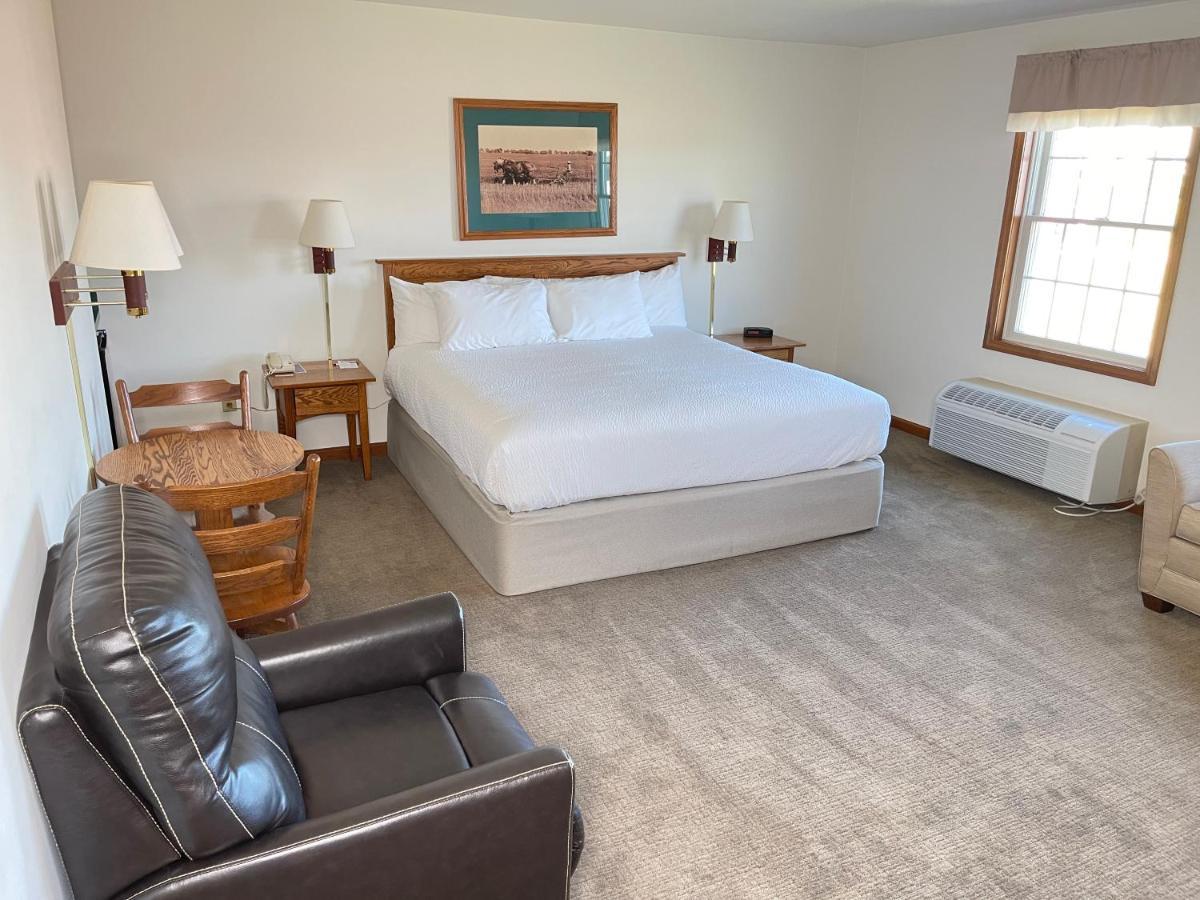 Farmstead Inn And Conference Center シップシェワナ エクステリア 写真