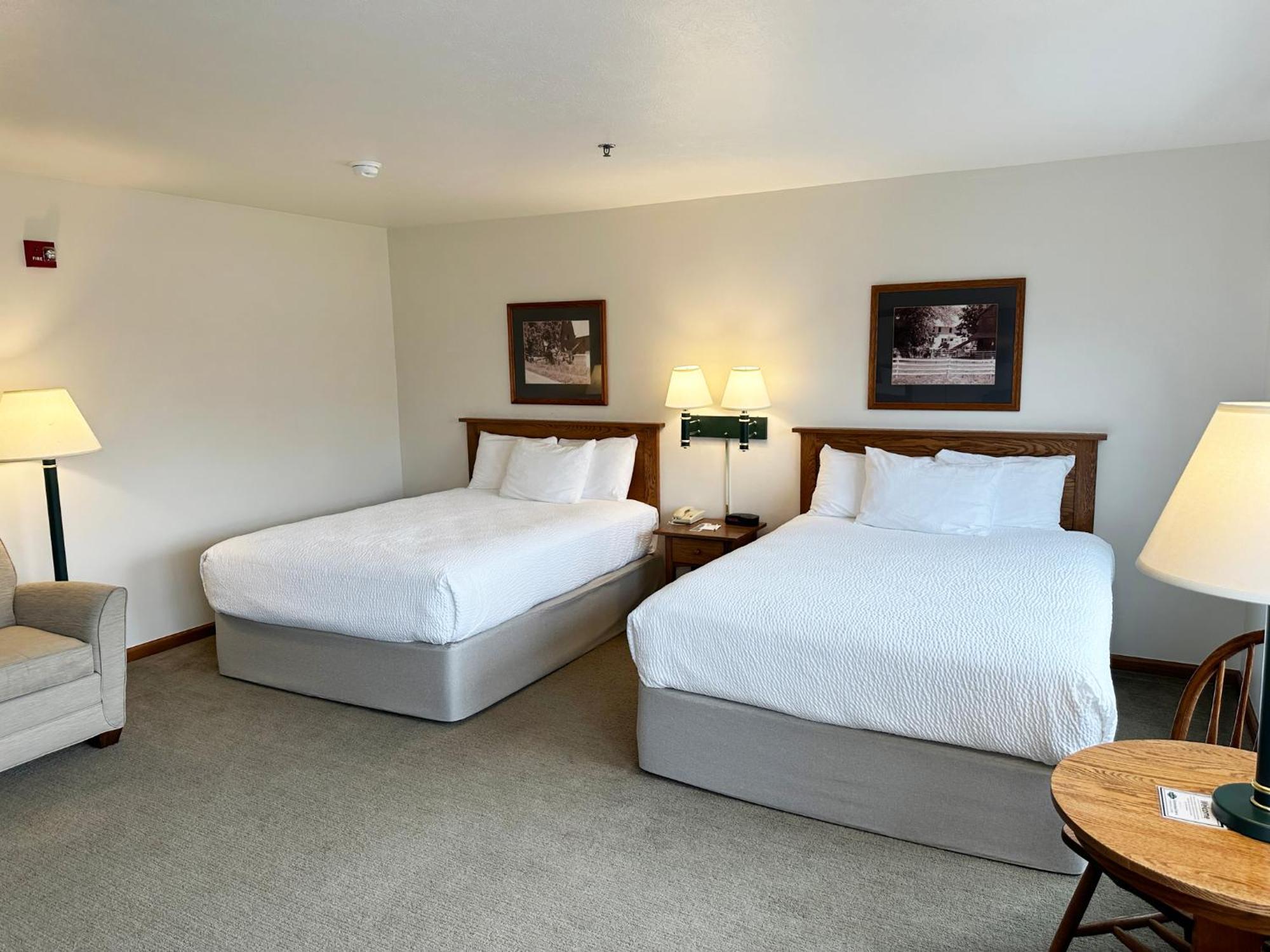 Farmstead Inn And Conference Center シップシェワナ エクステリア 写真