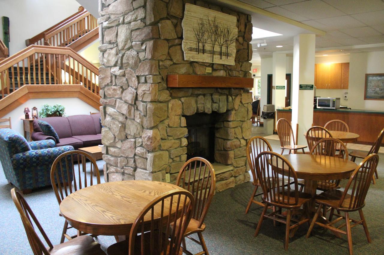 Farmstead Inn And Conference Center シップシェワナ エクステリア 写真